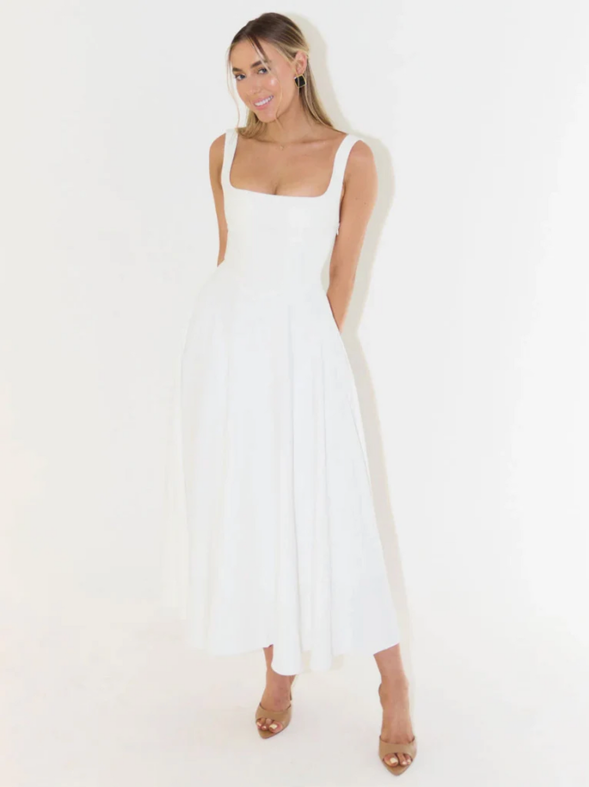 Catalina | Elegante vestido con tirantes